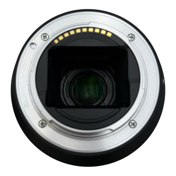 Sony Alpha A7R II Digital Camera with FE- 28-70mm (See Desc) 2 Batteries Charger - Picture 4 of 14